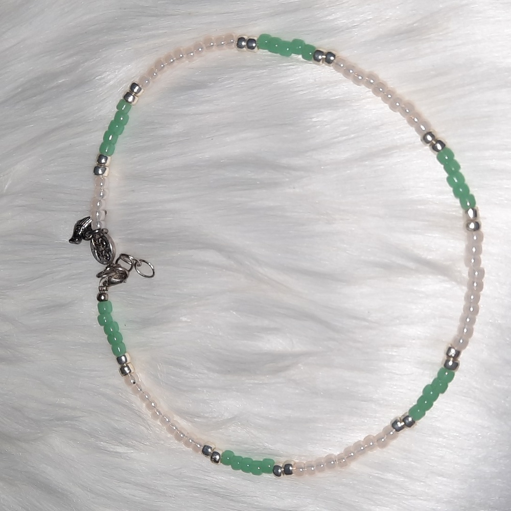 Beaded BB choker necklace with bird clasp charm